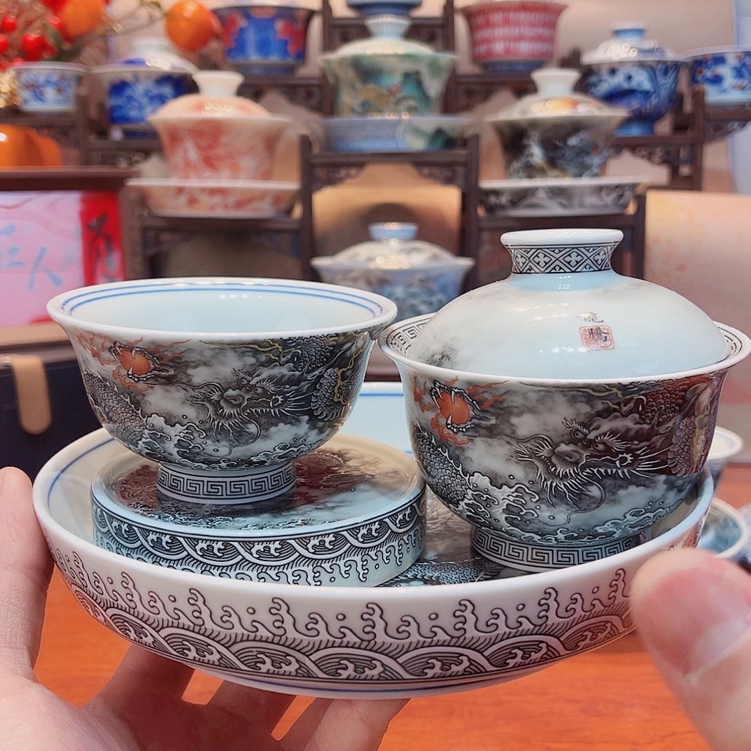 广告和斑斑驳驳vv哥哥哥哥