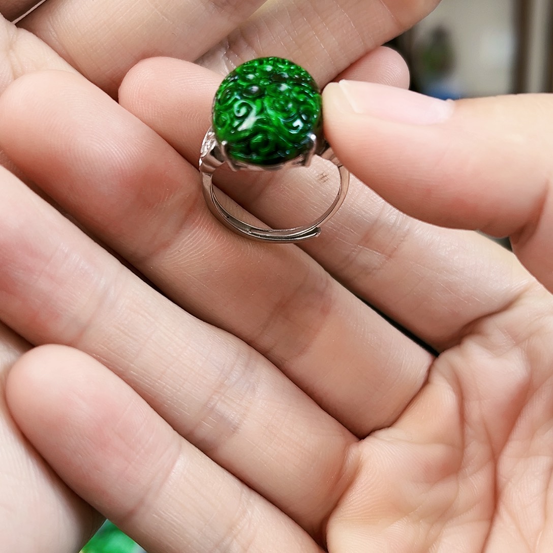 翡翠戒指银S925镶嵌戒指