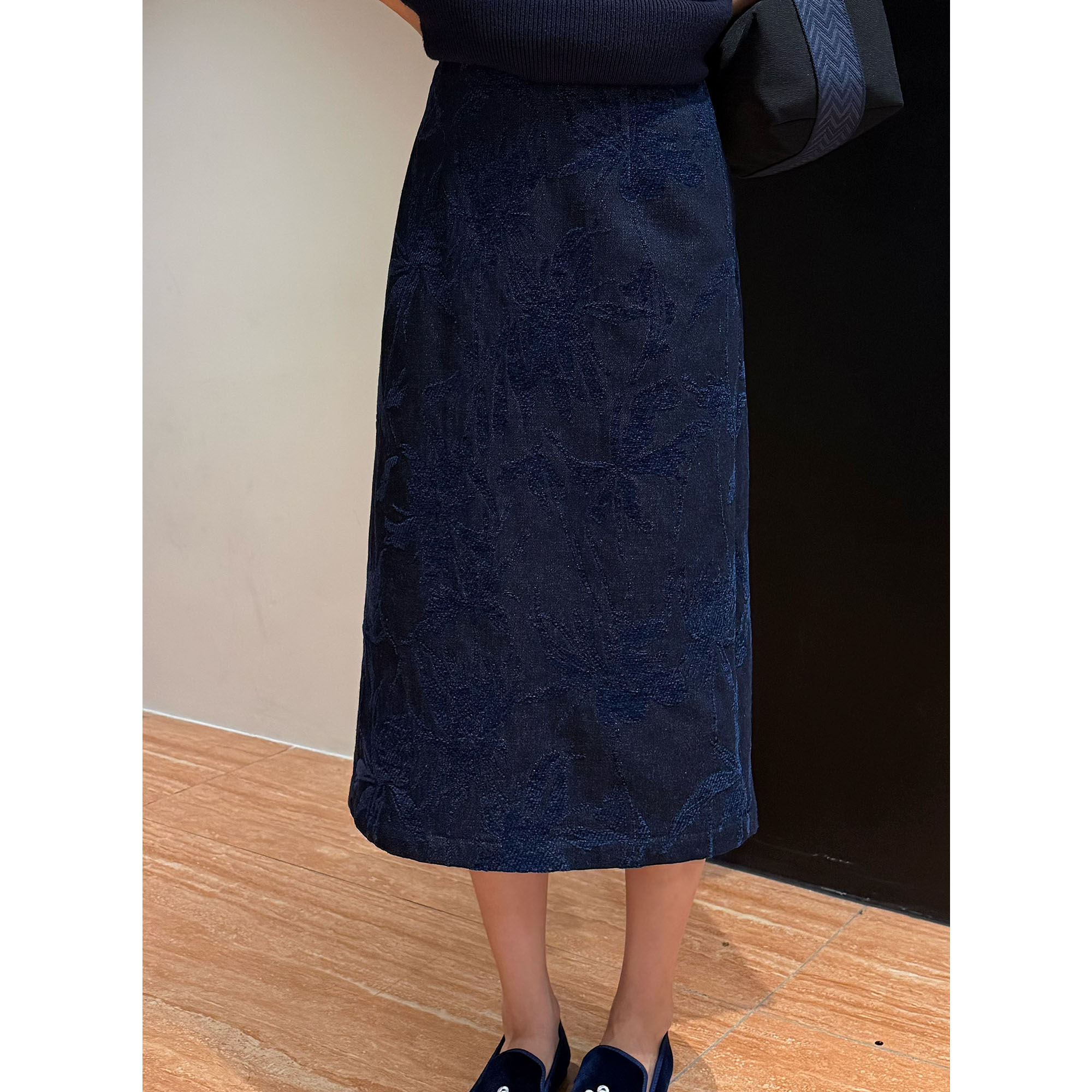 紫紫 盘线绣半裙  浅中式绒尼秋冬高腰显瘦绣花半身裙ZD09BZYL734