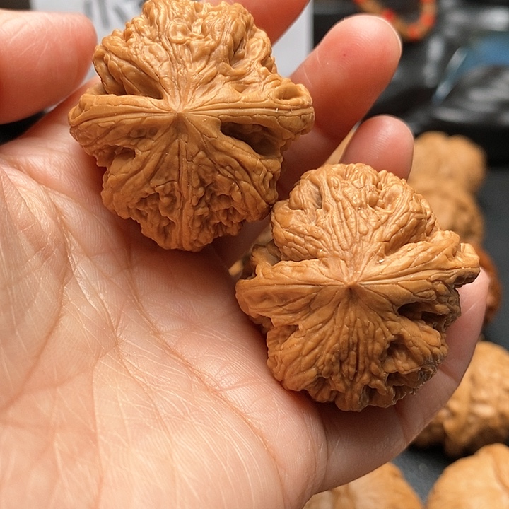 文玩核桃吊坠迷你粗筋38尺