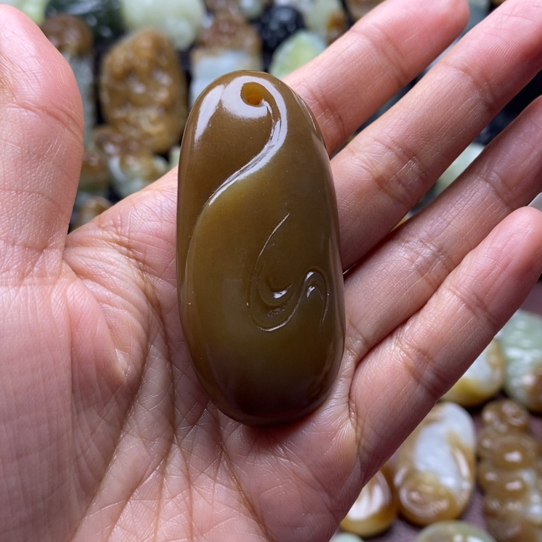 吊坠(不含链)未镶嵌和田玉（糖玉）燎*