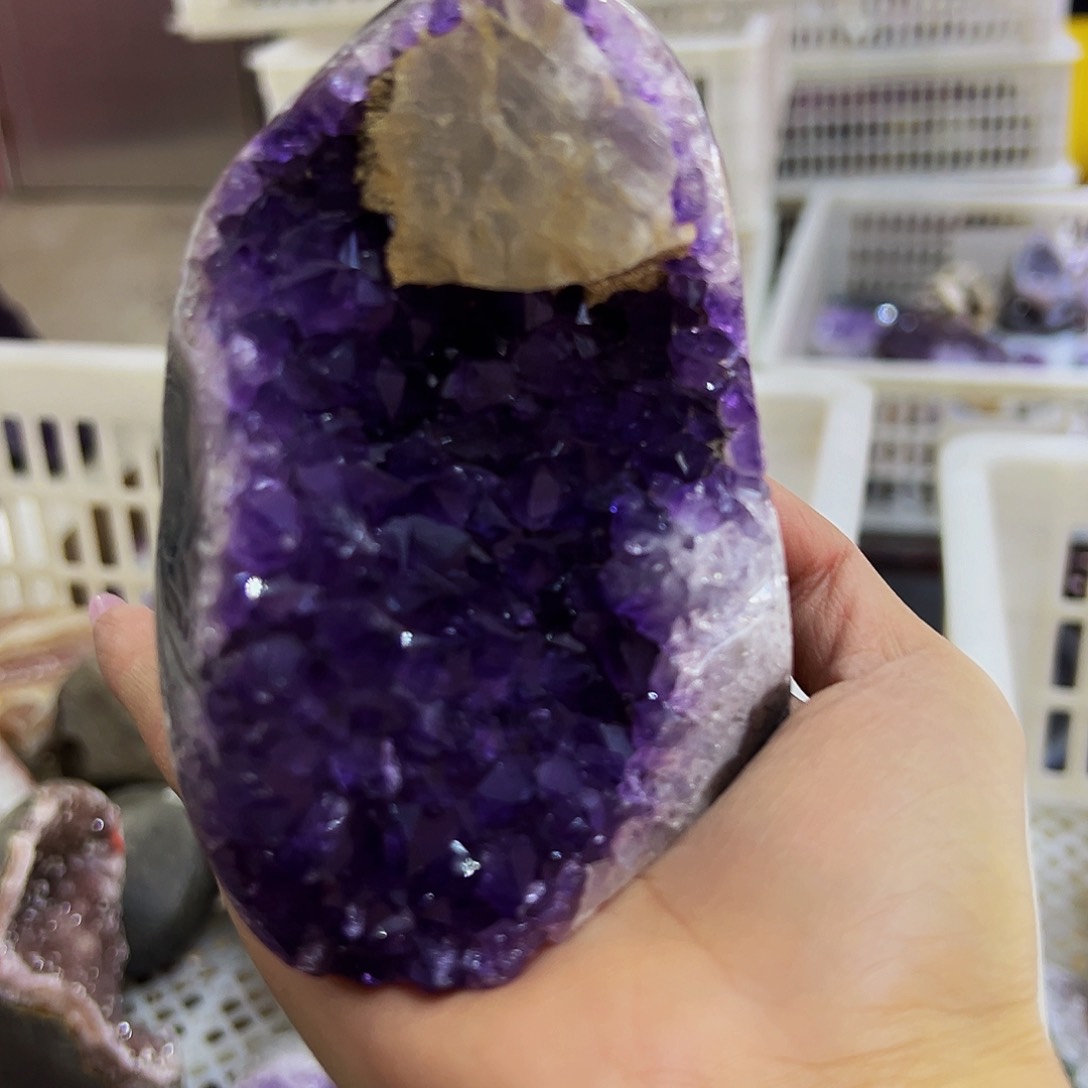 水晶大型摆件未镶嵌