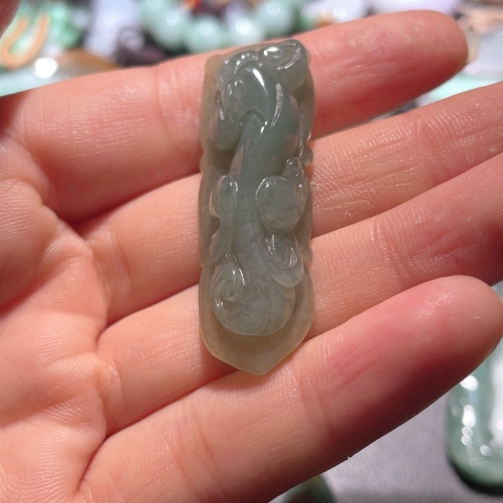 【闪购商品】翡翠颈饰未镶嵌天然翡翠