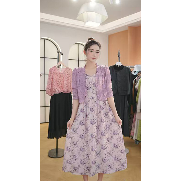 L9354 2025年早秋新款时尚气质显白减龄收腰显瘦中长款连衣裙