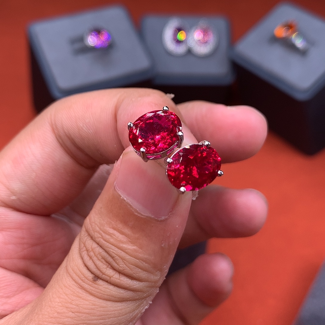 红宝石银S925镶嵌耳饰