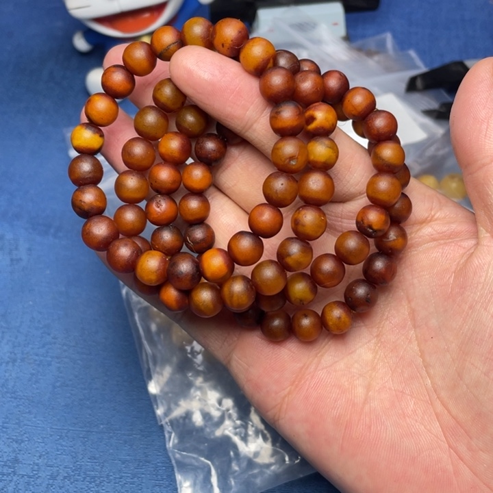 未镶嵌琥珀珠宝奇石