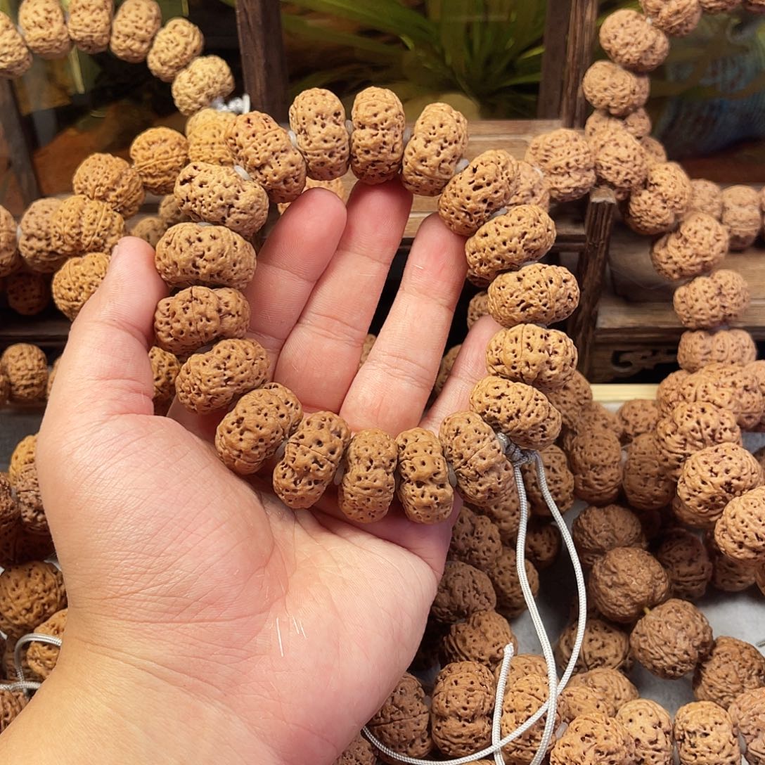 钢***男手串金刚菩提3。        