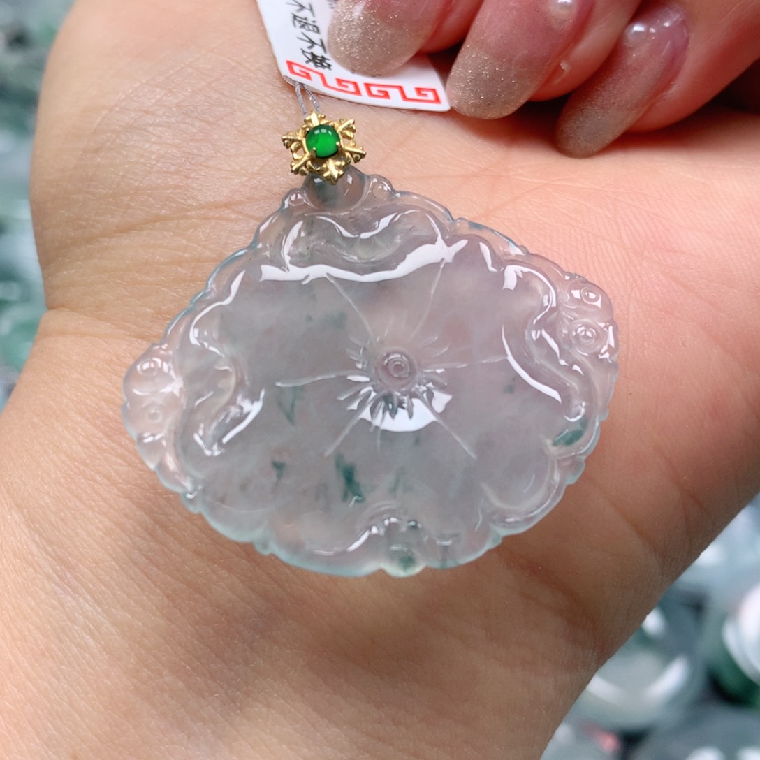 翡翠颈饰18K金镶嵌天然翡翠