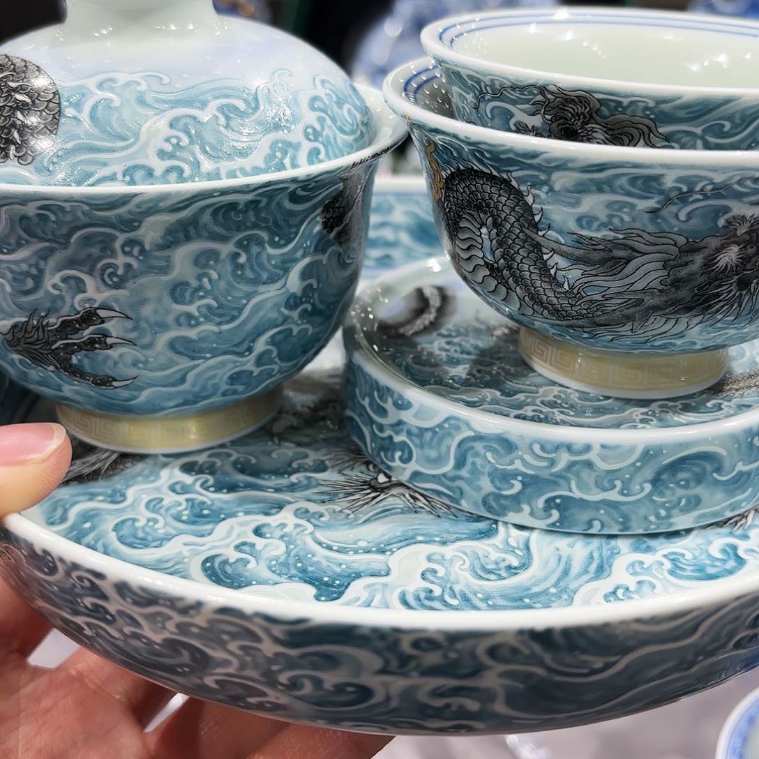 瓷片景德镇美术出版社