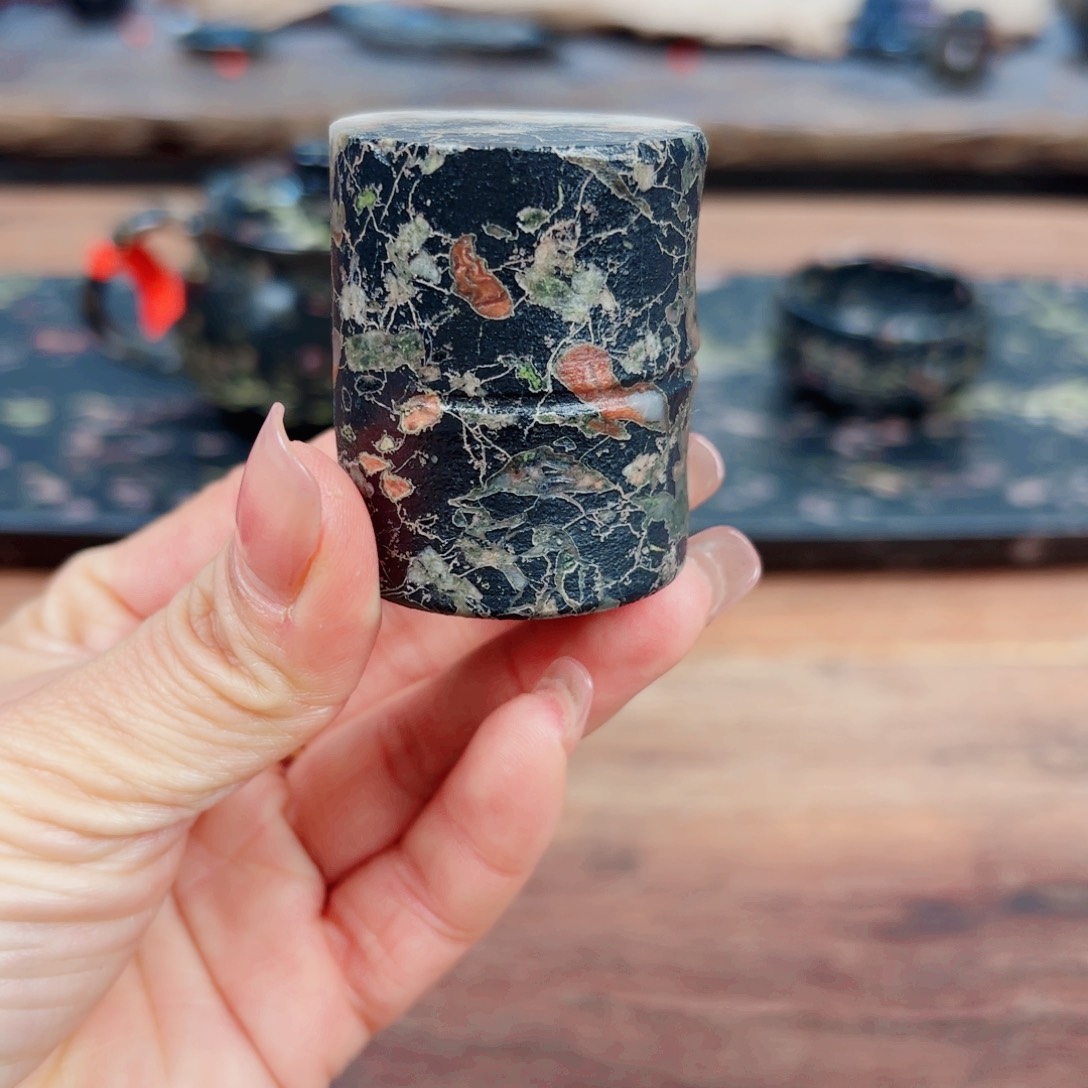 康能美玉瓷安山玉