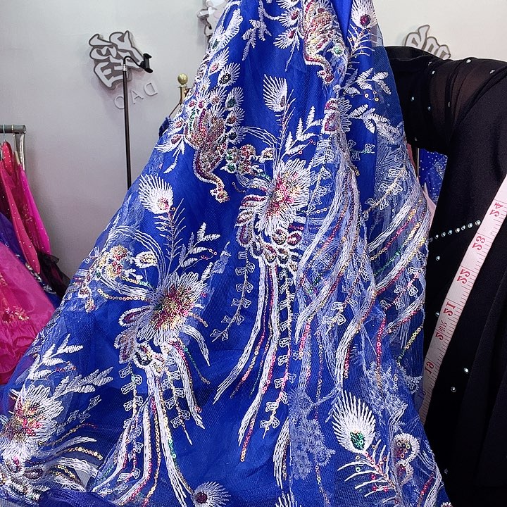 交谊舞的舞蹈动作和