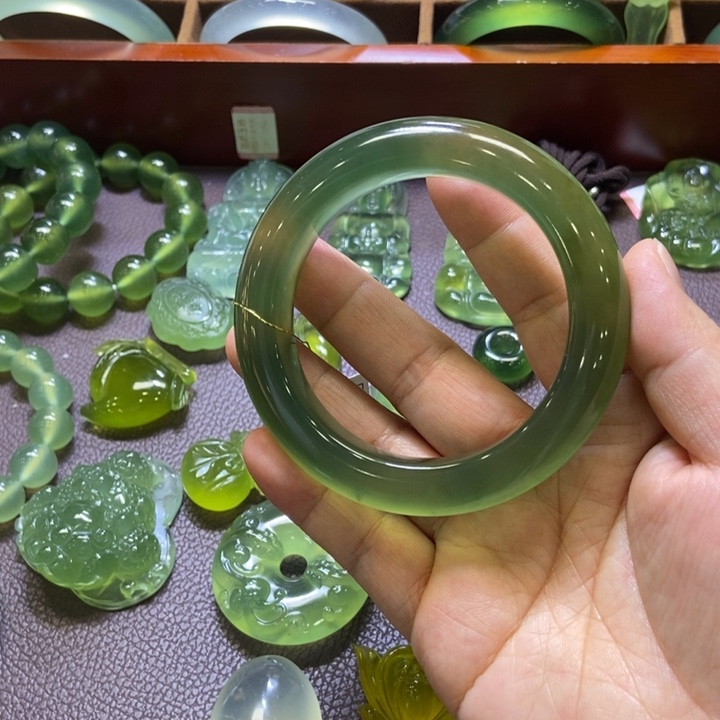 蛇纹石玉未镶嵌56