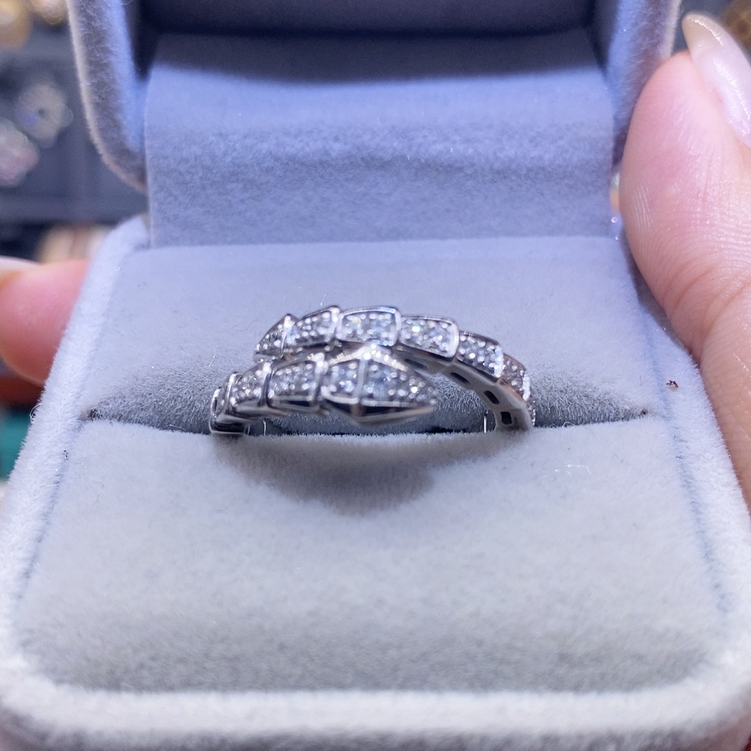 钻石戒指/指环18K金镶嵌八***香k白灵蛇窄版戒指