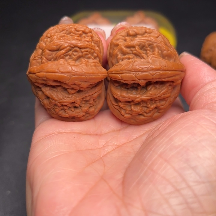 把件桃核43虎头王