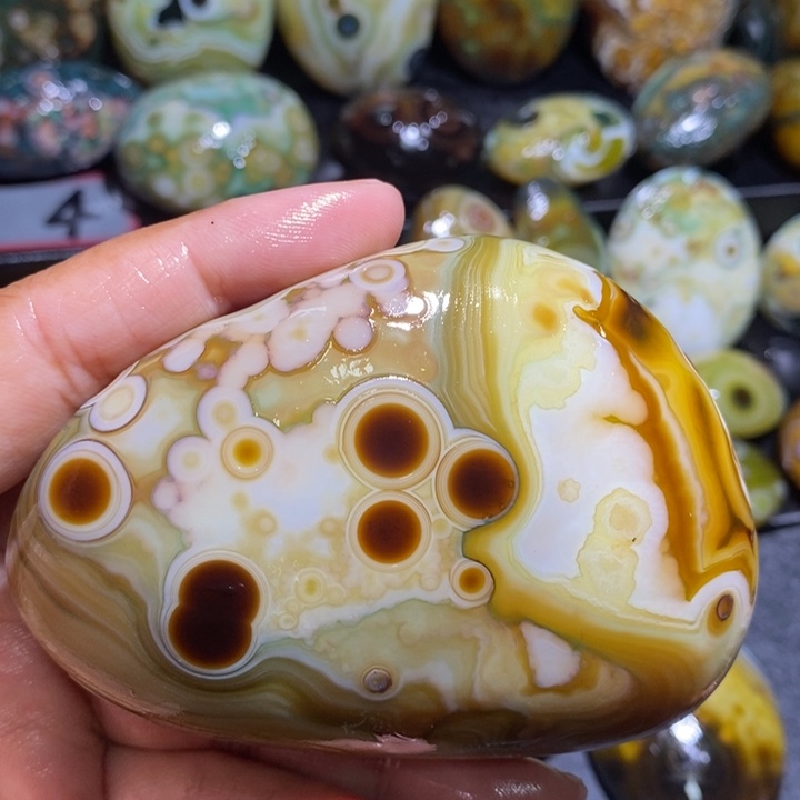 未镶嵌玛瑙/玉髓珠宝奇石