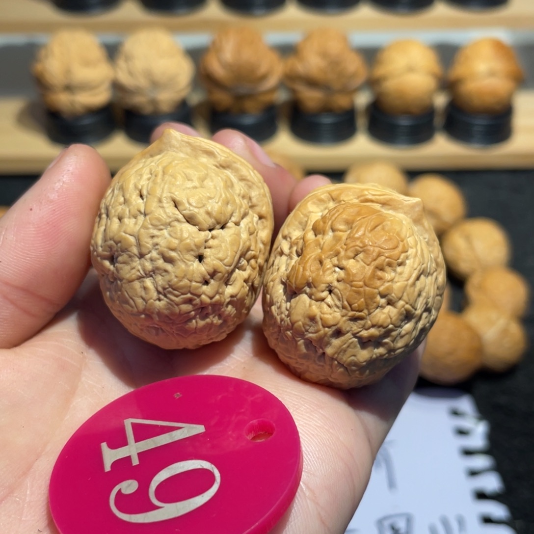 半壁金瓜子微彩核桃35。 