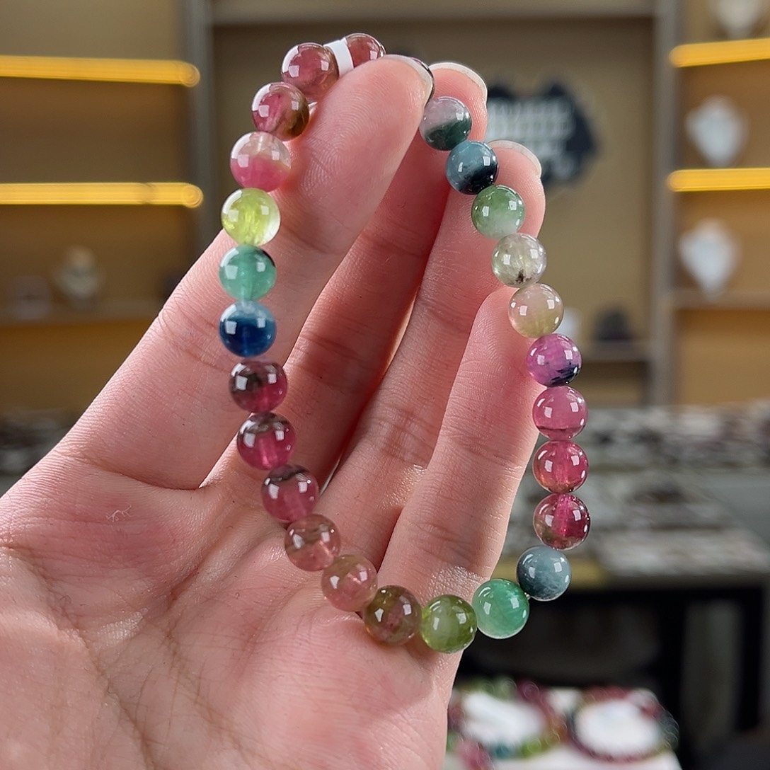 碧玺碧玺7mm（多样性发一件未镶嵌