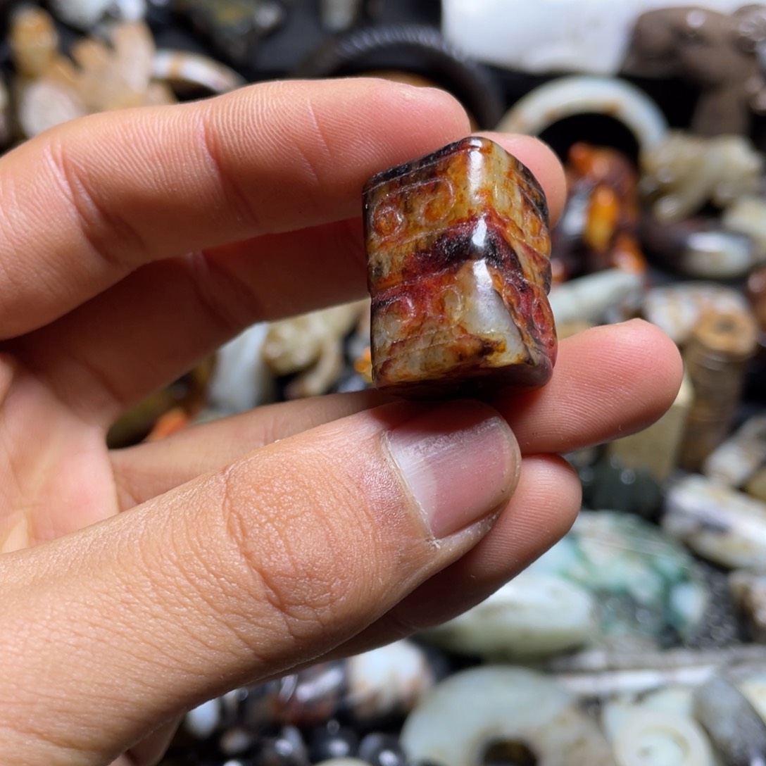 和田玉（糖玉）挂件未镶嵌