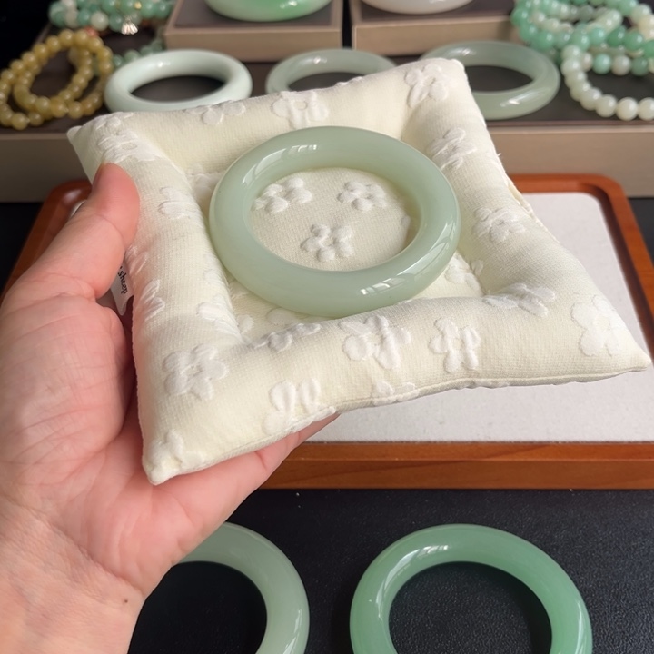 诗****非金属时尚国风手镯诗诗