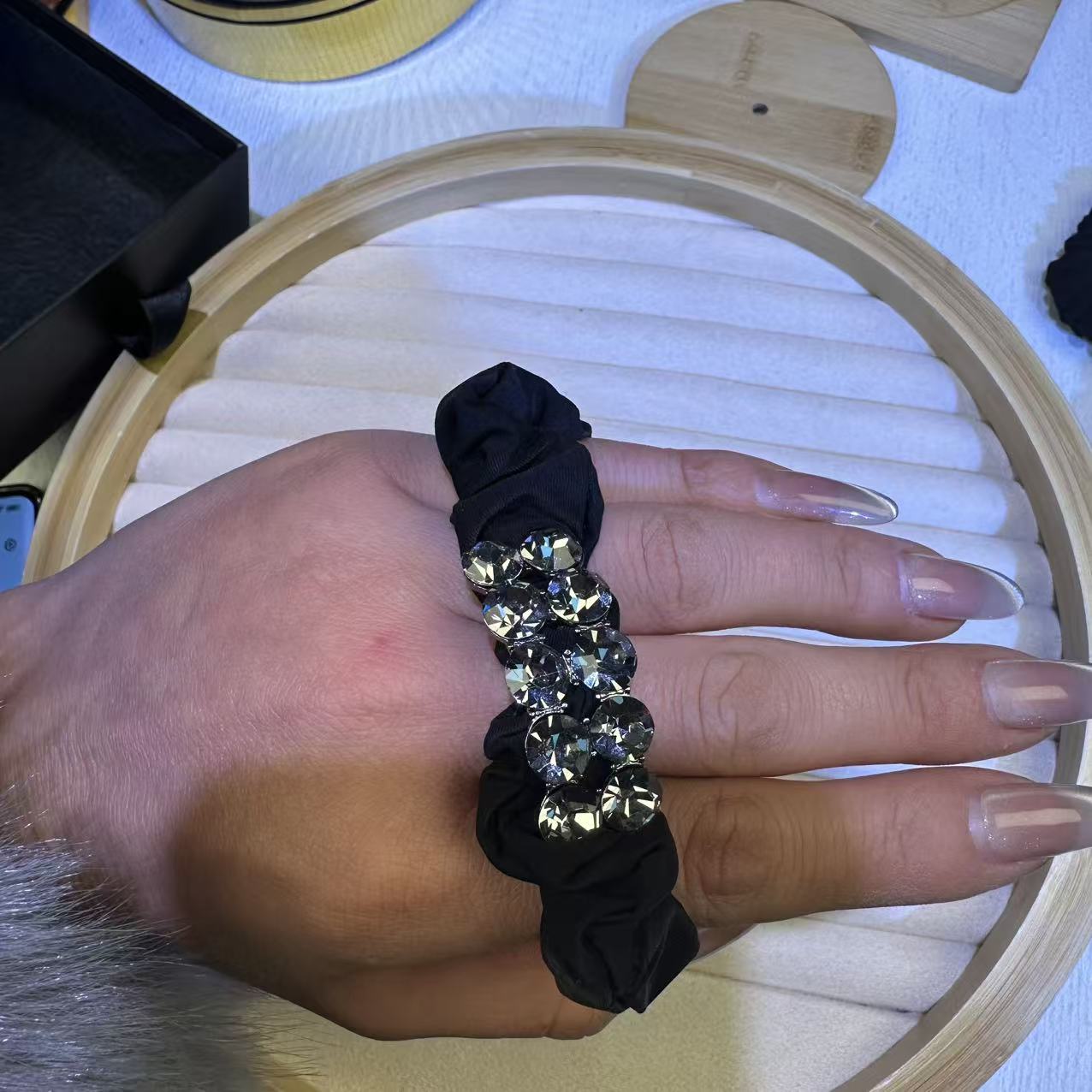 欧美风甜美风日韩轻职风发绳发圈黑色百搭时尚减龄V16