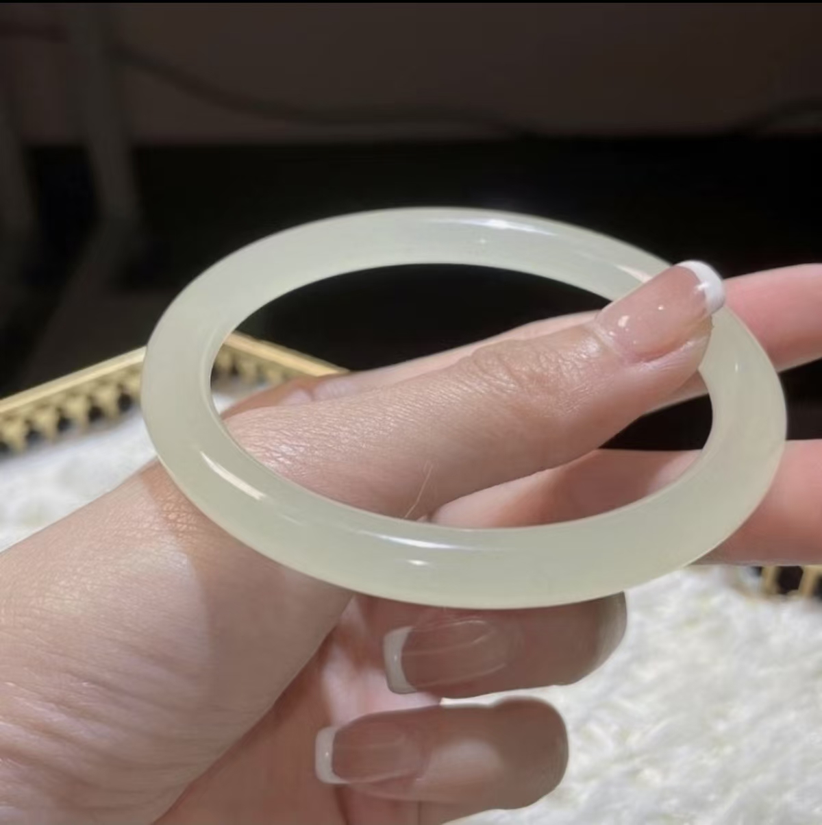 条宽卡6-8/蜂蜜水美人条/天然和田玉美人镯时尚