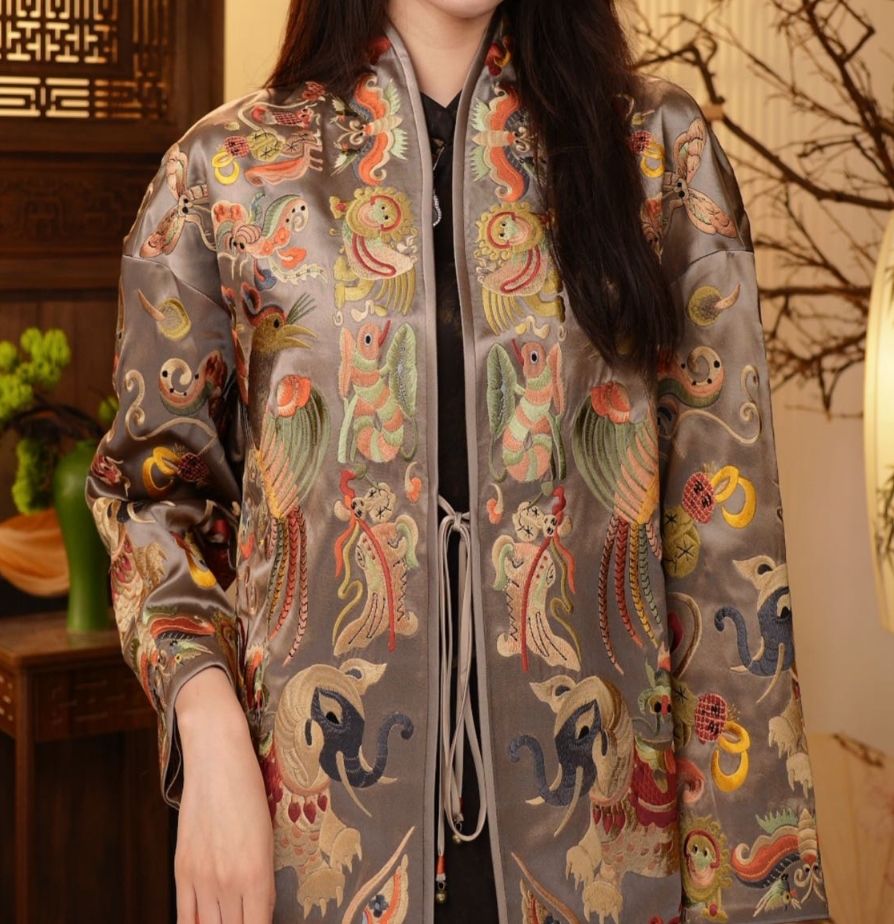 【百鸟齐鸣】新中式重工刺绣外套2024B0055——希希