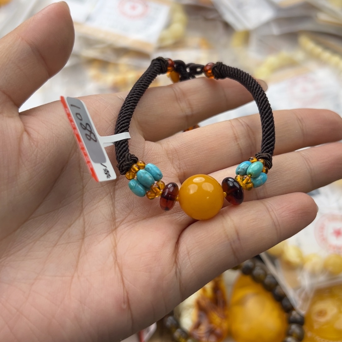 琥珀珠宝奇石未镶嵌