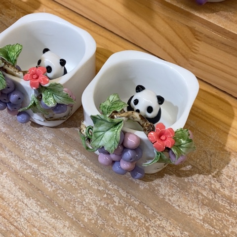 v****D，啦噜兔兔建立了具有与兔兔图兔兔图旅途