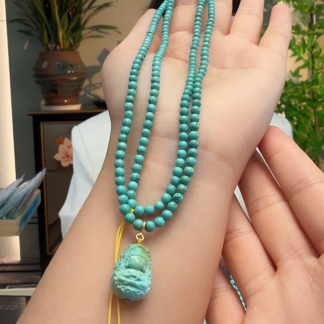 绿松石未镶嵌颈饰