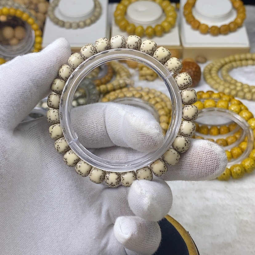 【闪购商品】星月菩提手串古瓷白卡8.5尺寸