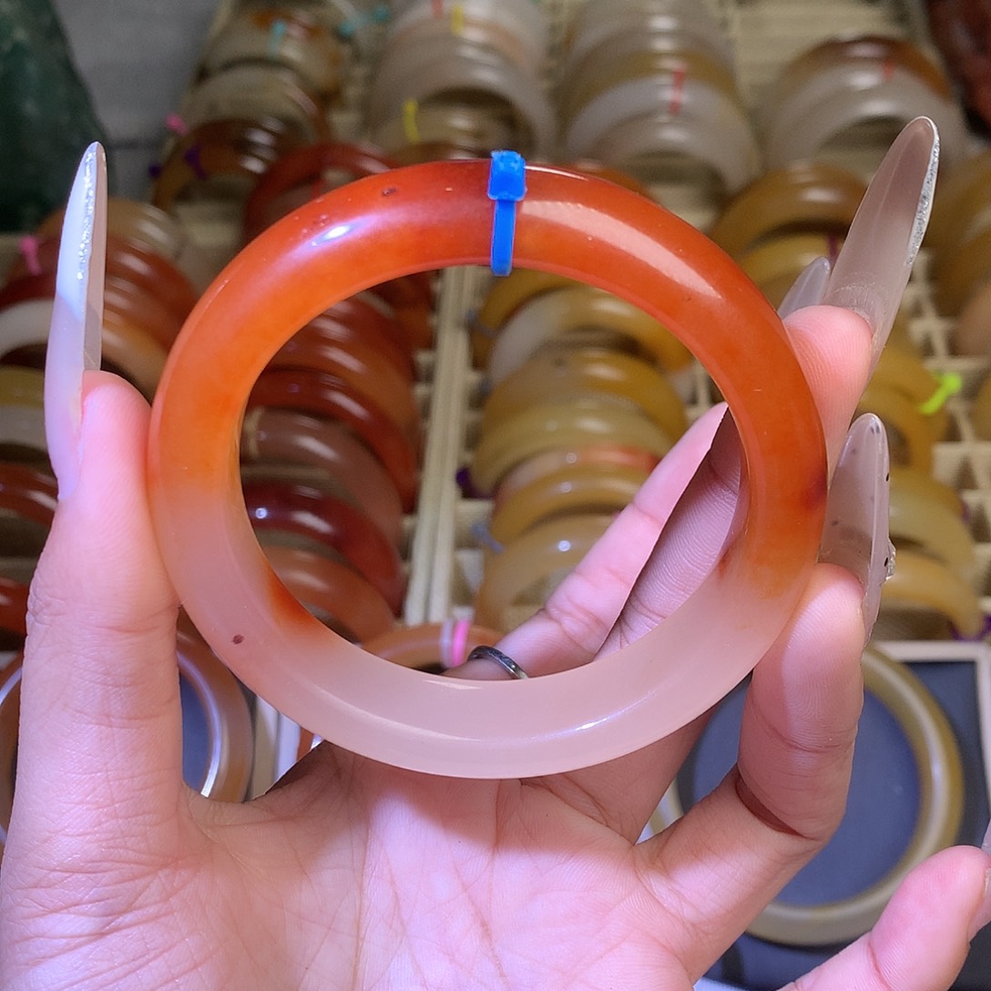 石英质玉（黄龙玉）未镶嵌手镯