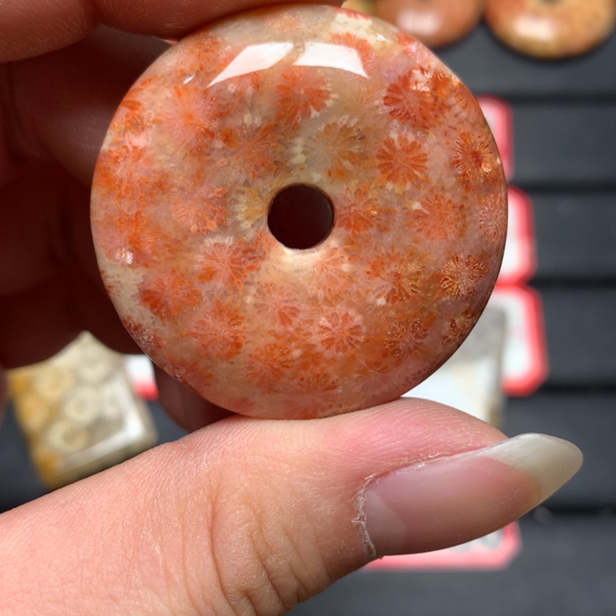 【闪购商品】硅化玉颈饰未镶嵌云***?