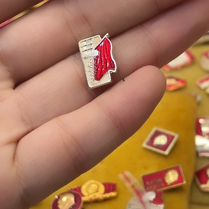 3***5一一一高贵轻言一声