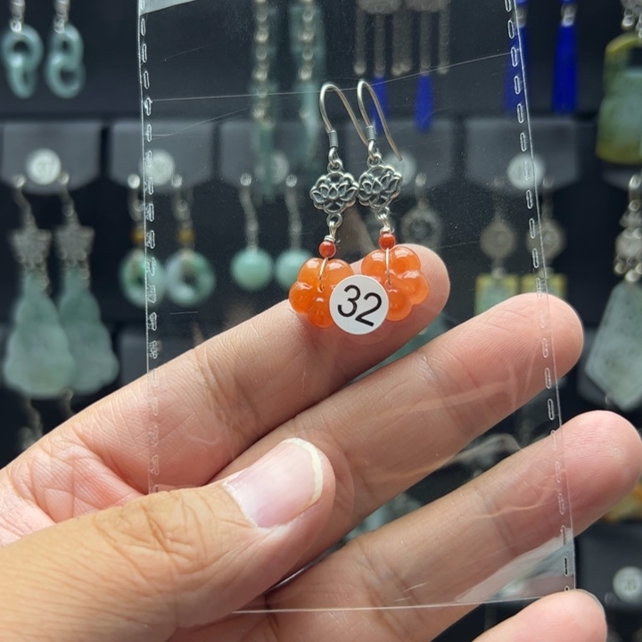 红***块银S925镶嵌南红玛瑙耳饰