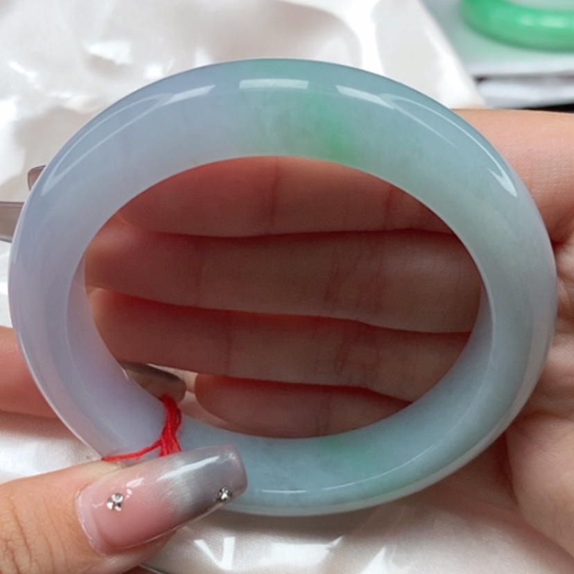 【闪购商品】翡翠手镯未镶嵌57圈