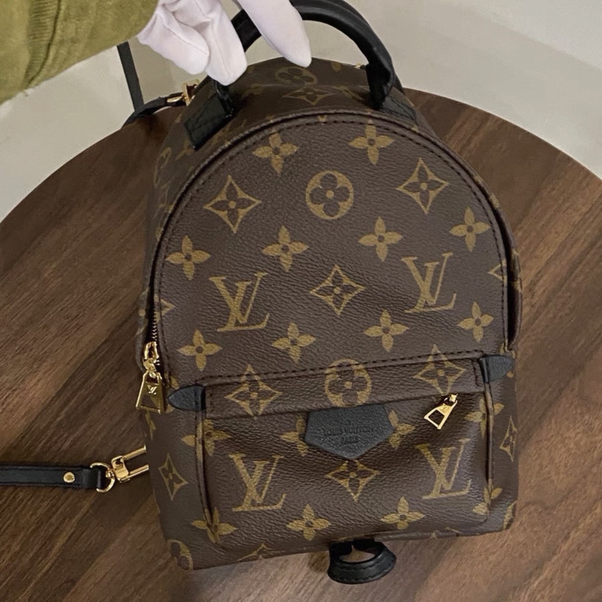 95新 LouisVuitton/路易威登 7姐专场/老花mini 双肩包/缺肩带