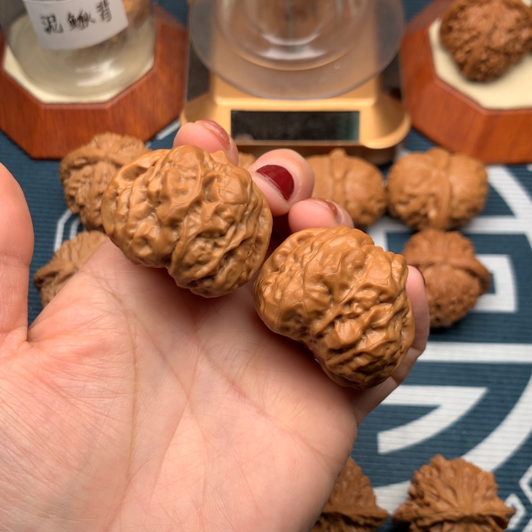 文玩核桃把件蛤蟆头