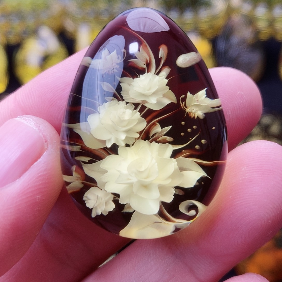 【闪购商品】血珀颈饰未镶嵌琥珀阴雕