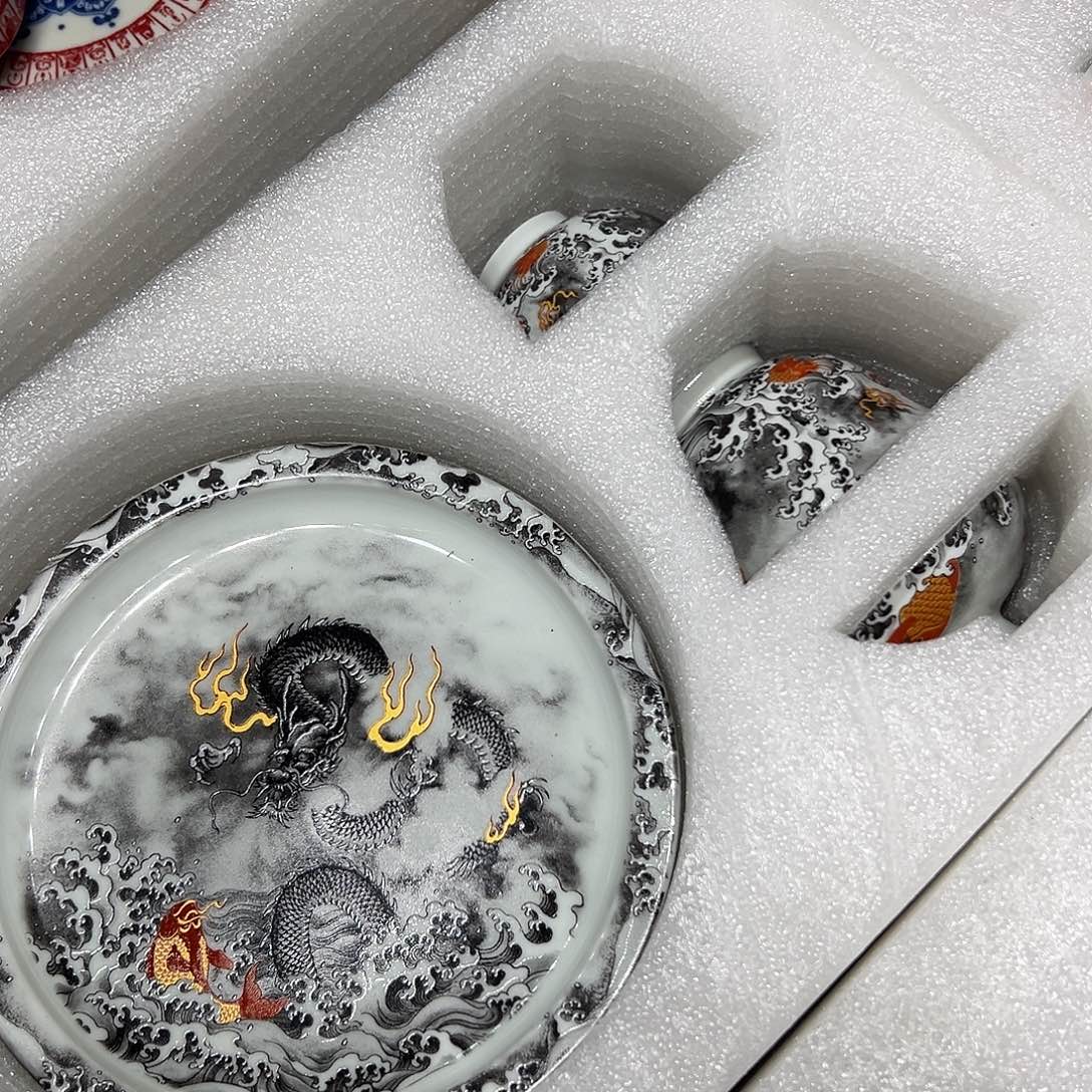 摆件景德镇瓷器半手