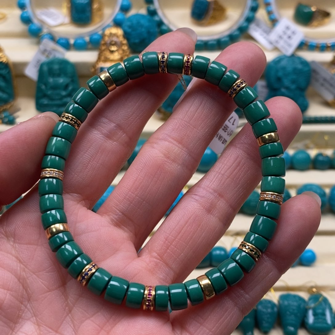 绿松石珠宝奇石18K金镶嵌