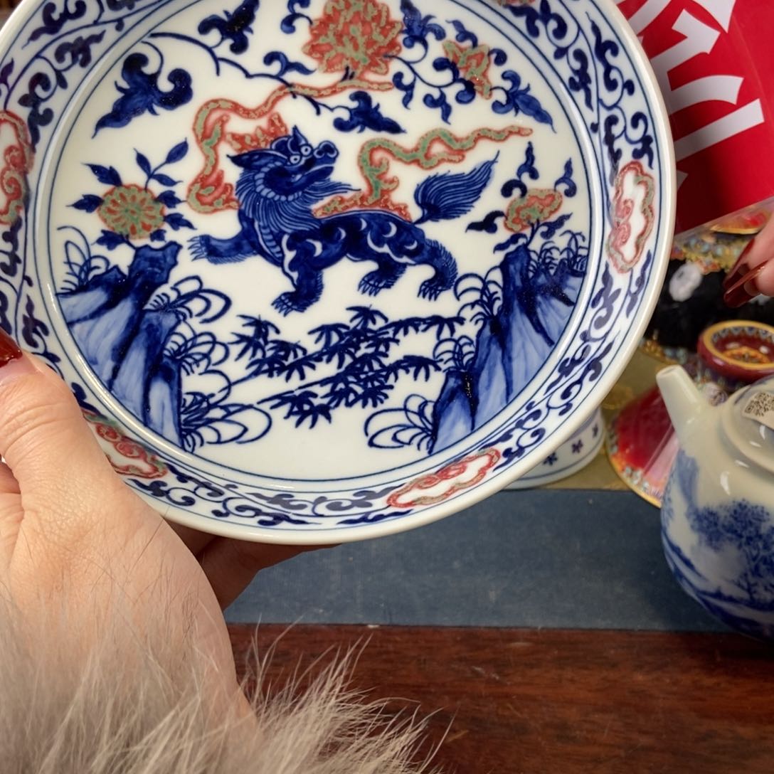 陶瓷艺术家的作品是一