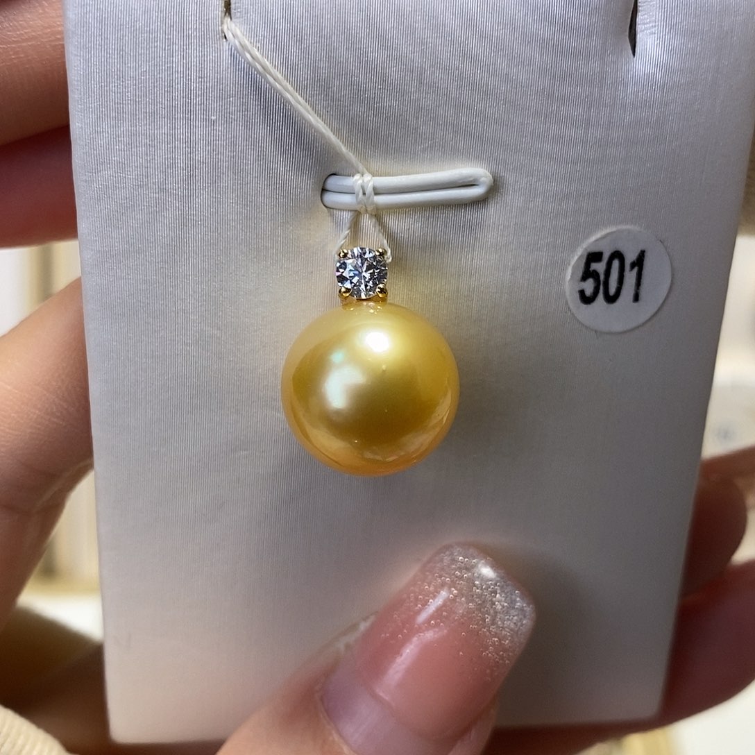 海水珍珠吊坠(不含链)18K金镶嵌