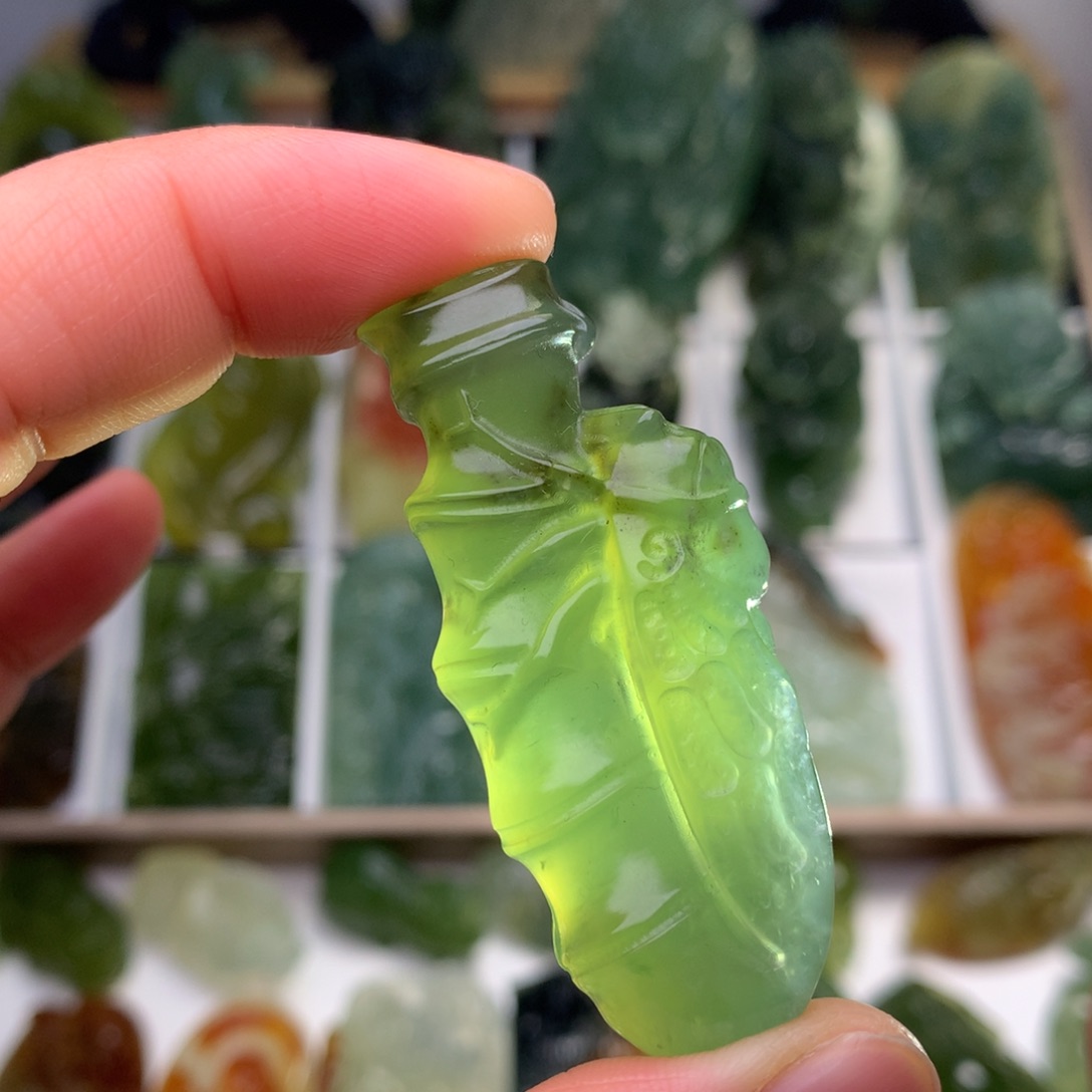 蛇纹石玉未镶嵌挂件金蝉竹节