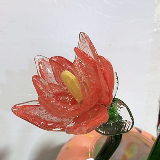 琉璃花瓶高45厘米宽9厘米