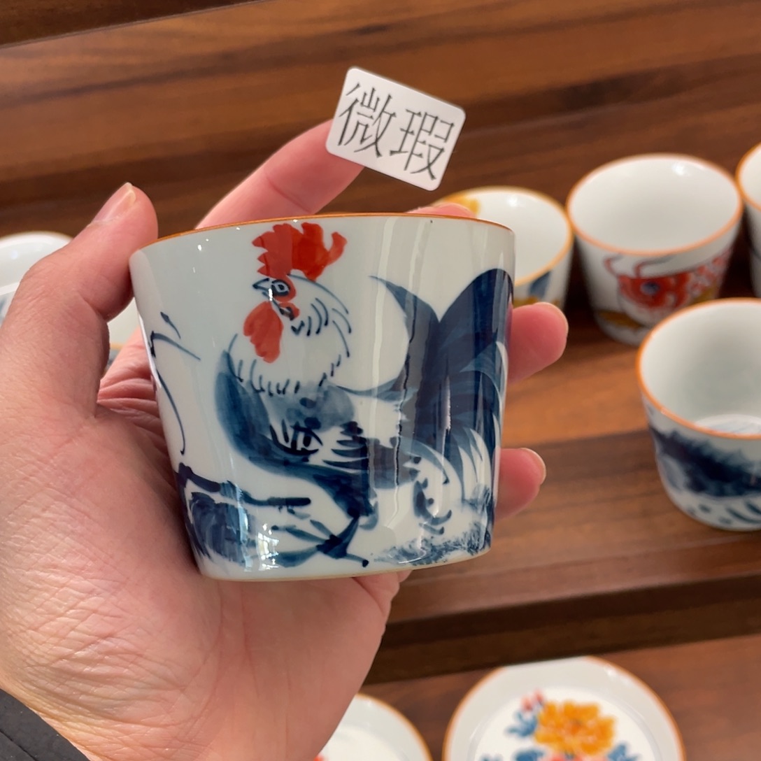 釉下手绘茶具微瑕