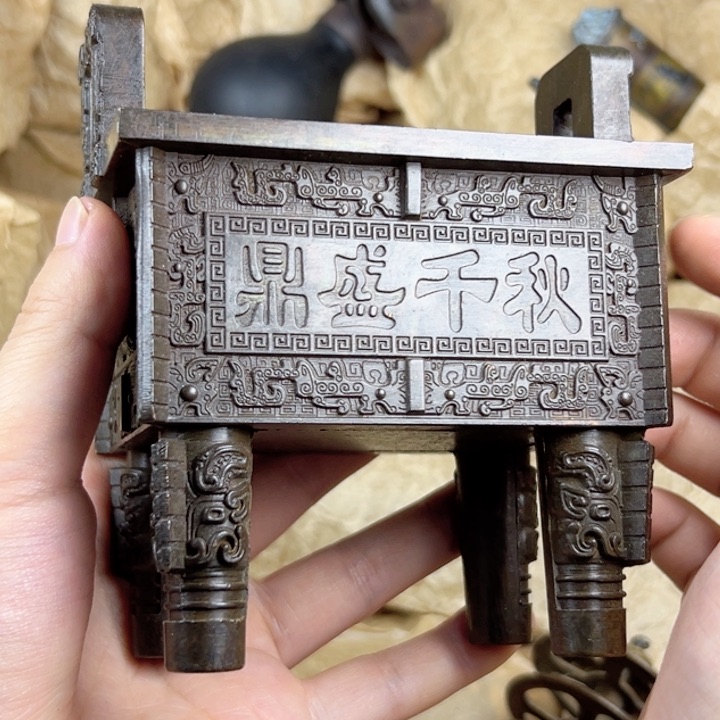 创意设计铜器工艺摆件