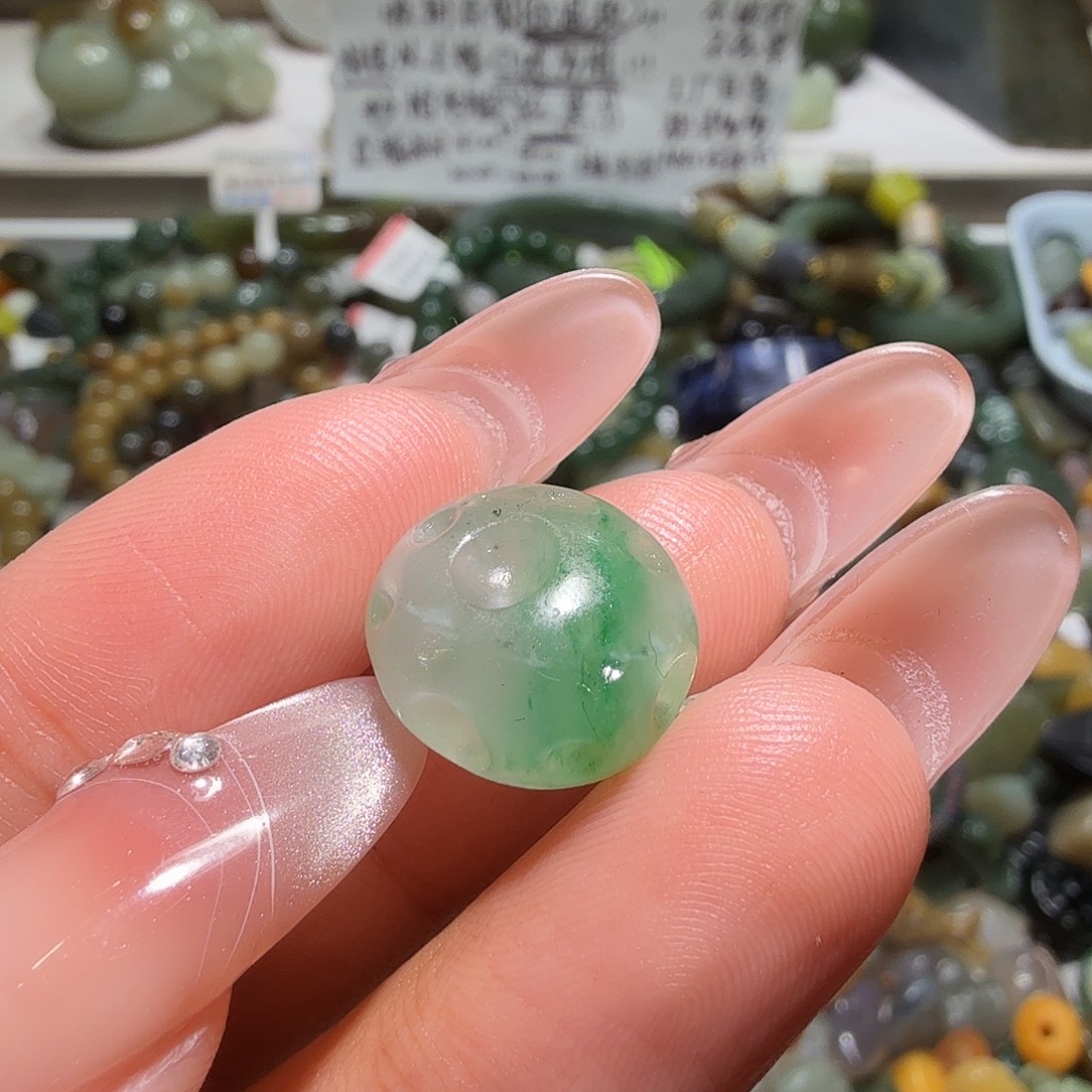 离***荣和田玉未镶嵌珠宝奇石