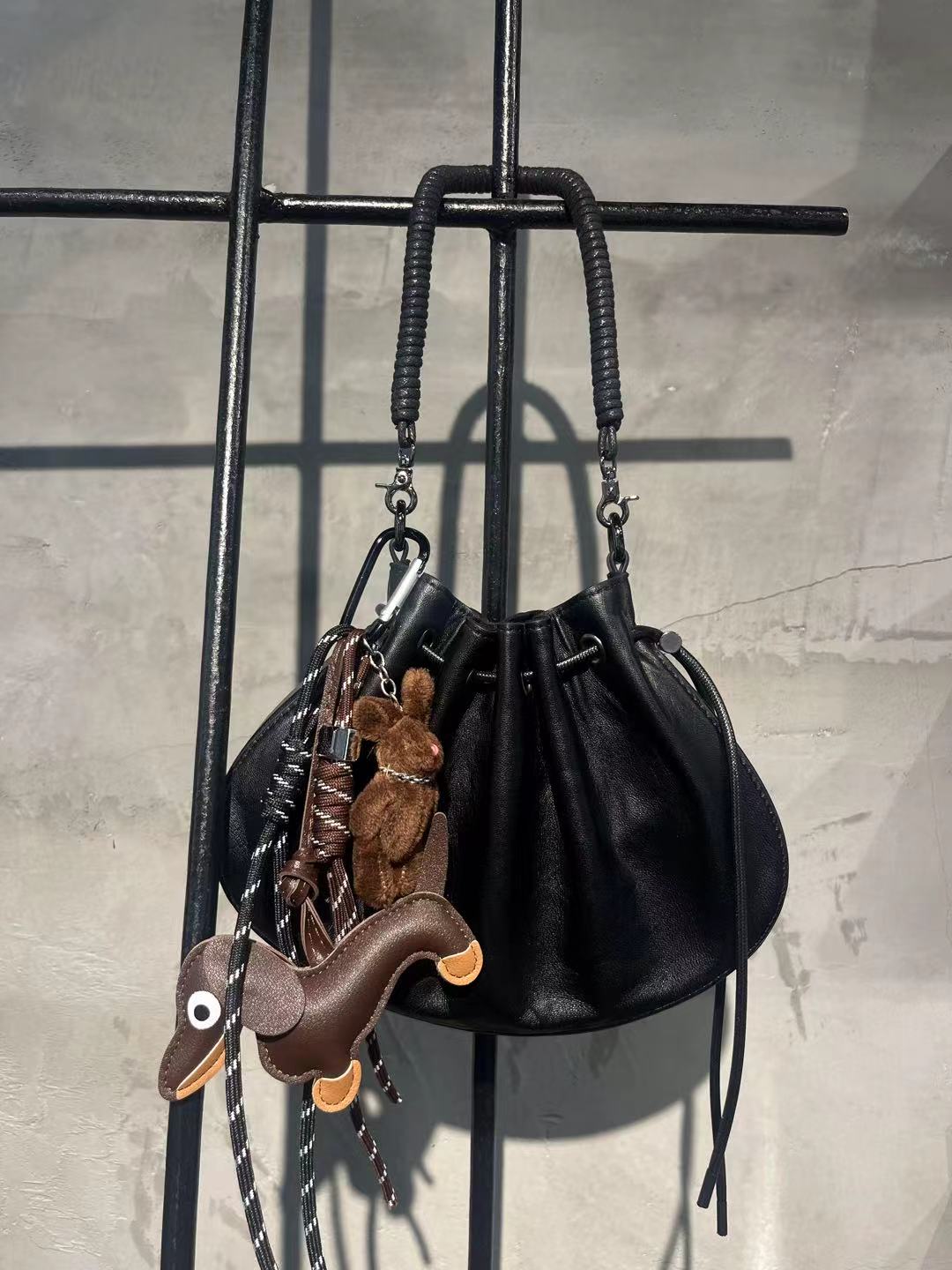 697【孤品】新款时尚轻奢百搭气质女包