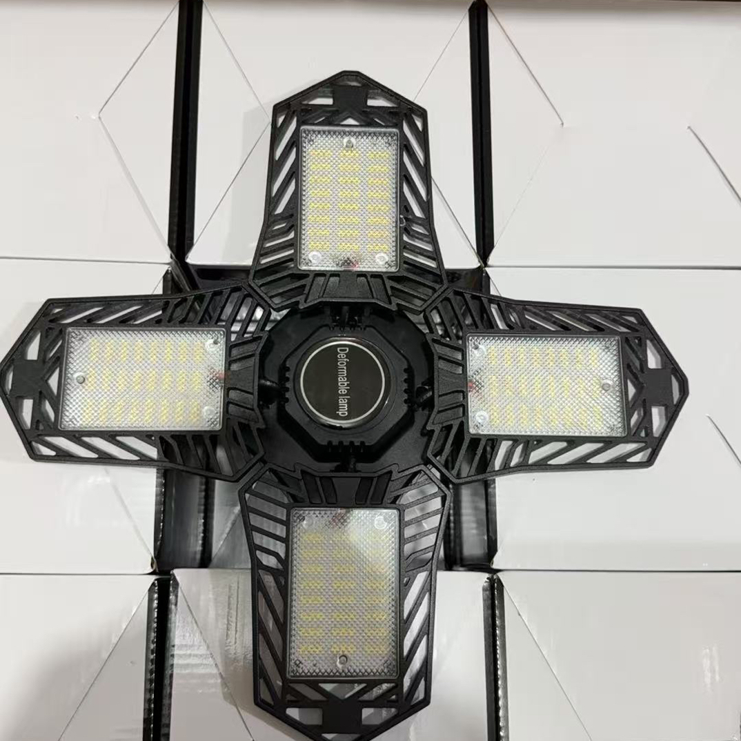 LED超亮折叠变形叶子灯     150W