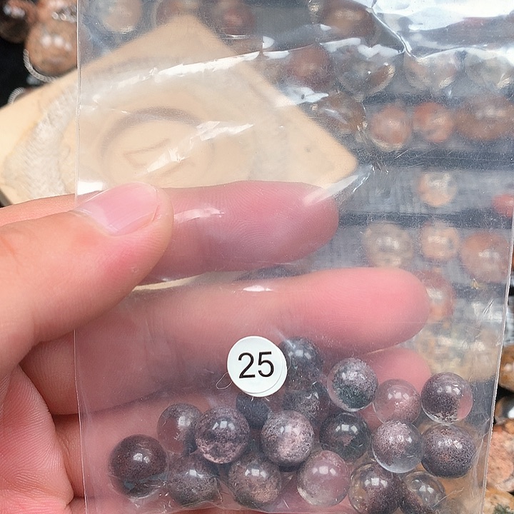 未镶嵌颈饰水晶Q*